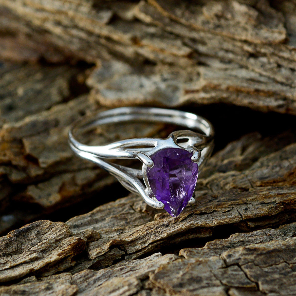 Amethyst Solitaire Japanese Silver Purple Gemstone Dainty Romantic Ring Jewelry