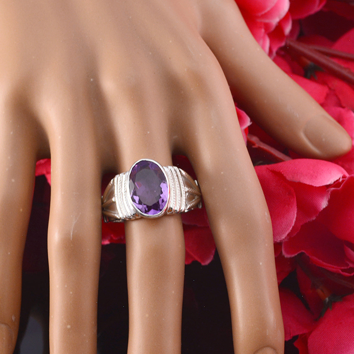 Amethyst Solitaire Egyptian 92.5 Silver Purple Gemstones Versatile Vintage Ring Jewelry