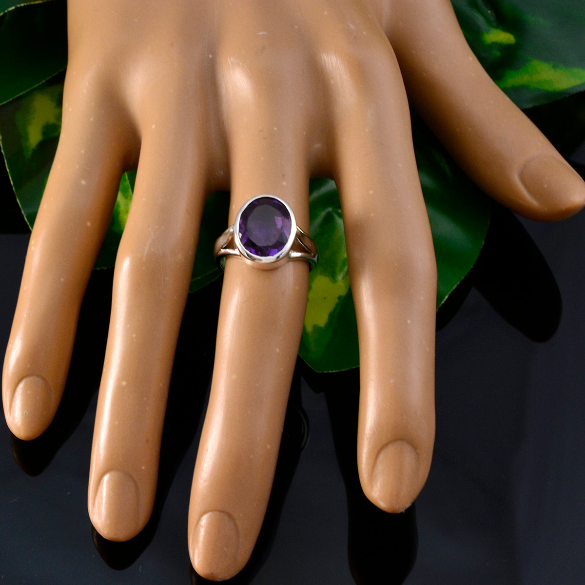 Amethyst Solitaire Russian Sterling Silver Purple Gemstone Featherlight Traditional Ring Jewelry