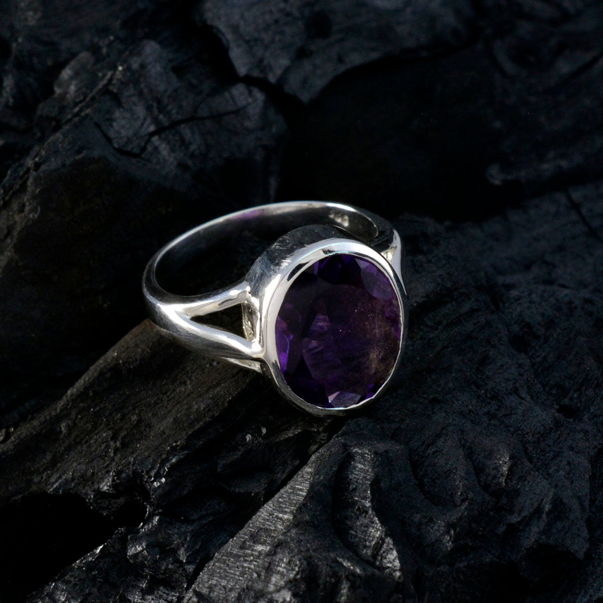 Amethyst Solitaire Russian Sterling Silver Purple Gemstone Featherlight Traditional Ring Jewelry