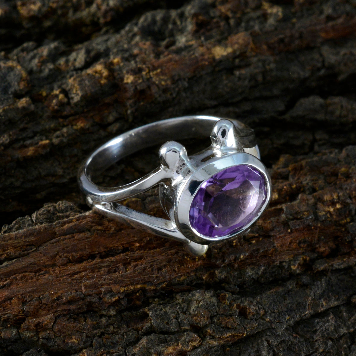 Amethyst Solitaire Egyptian 925 Sterling Silver Purple Gemstones Eye catching valentine Ring Jewelry
