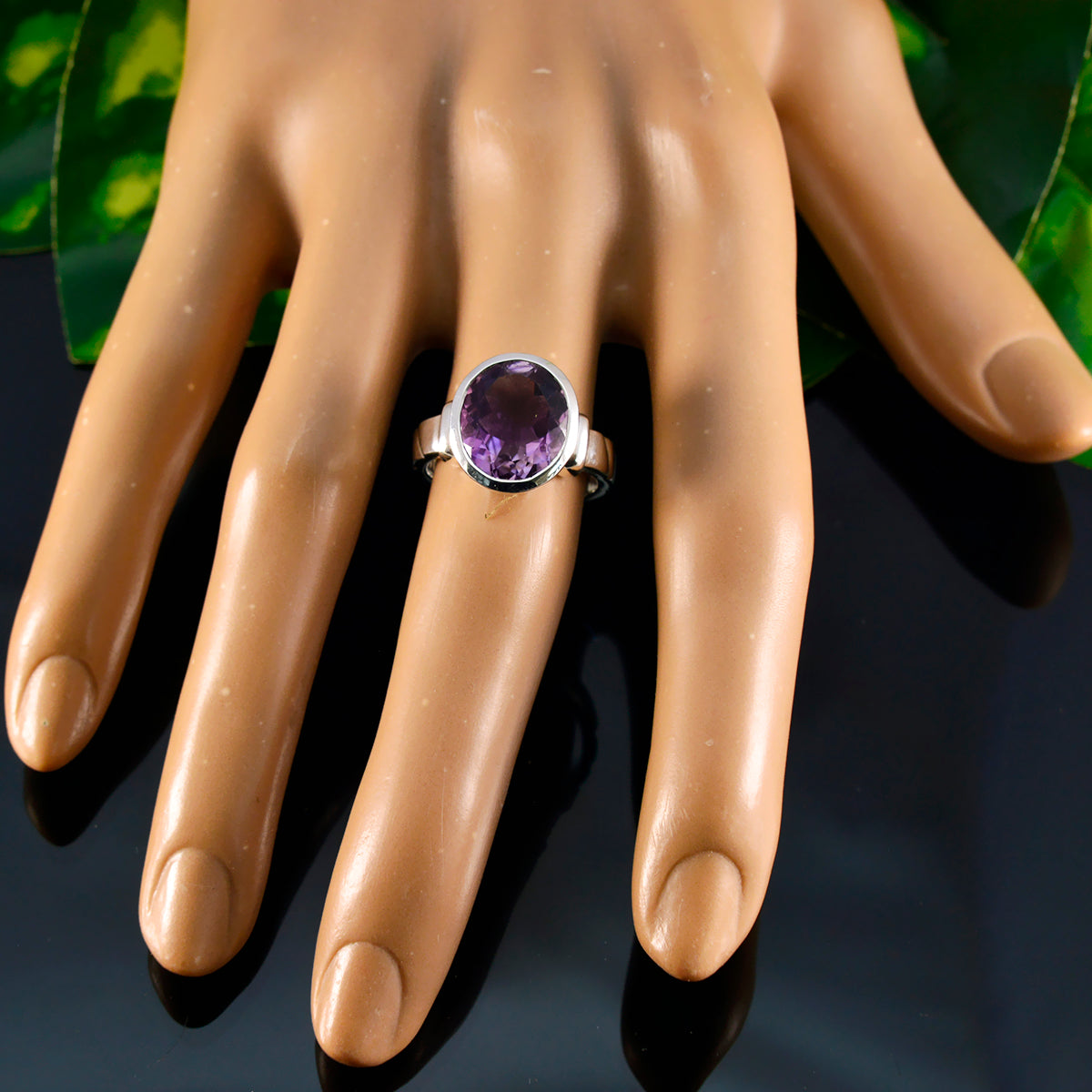 Amethyst Solitaire Indian Sterling Silver Purple Gemstones Classic Feminine Ring Jewelry