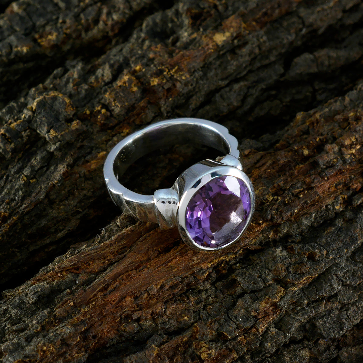 Amethyst Solitaire Indian Sterling Silver Purple Gemstones Classic Feminine Ring Jewelry