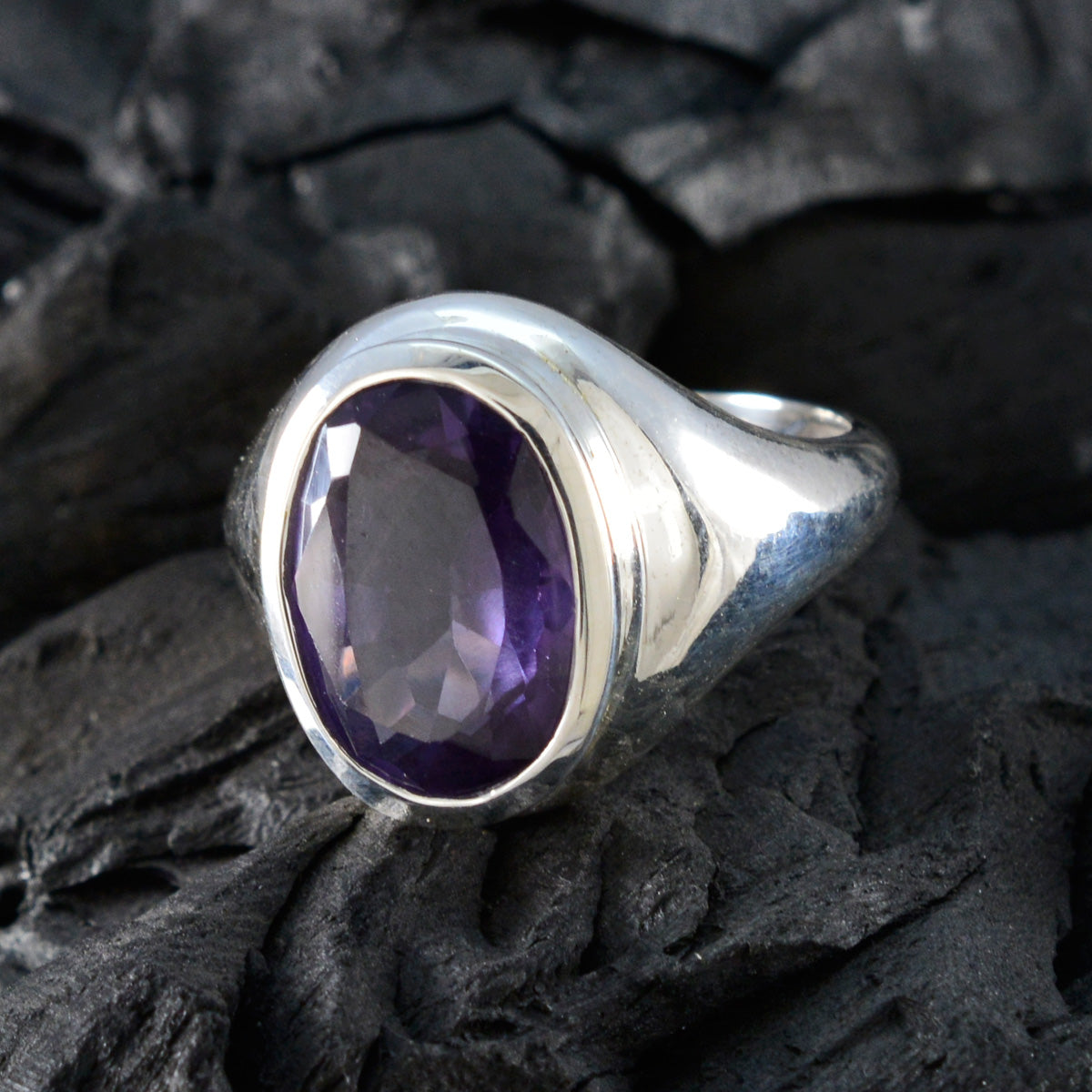 Amethyst Solitaire African 925 Sterling Silver Purple Gemstone Eye catching valentine Ring Jewellery