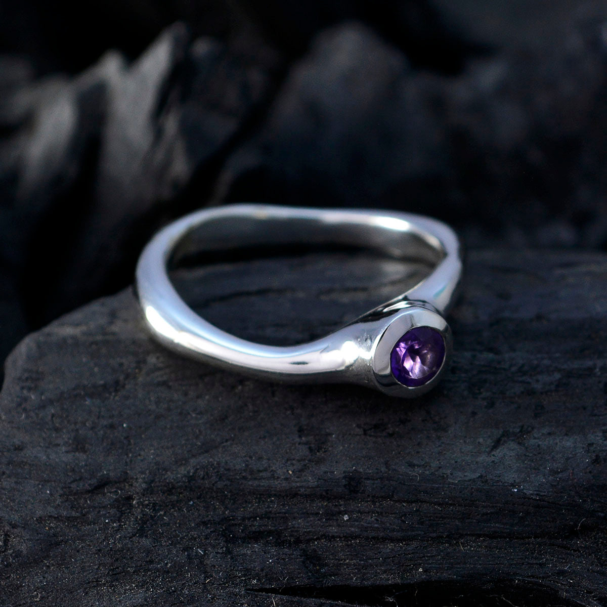 Amethyst Solitaire Japanese 925 Silver Purple Gems Whisper thin Romantic Ring Jewelry