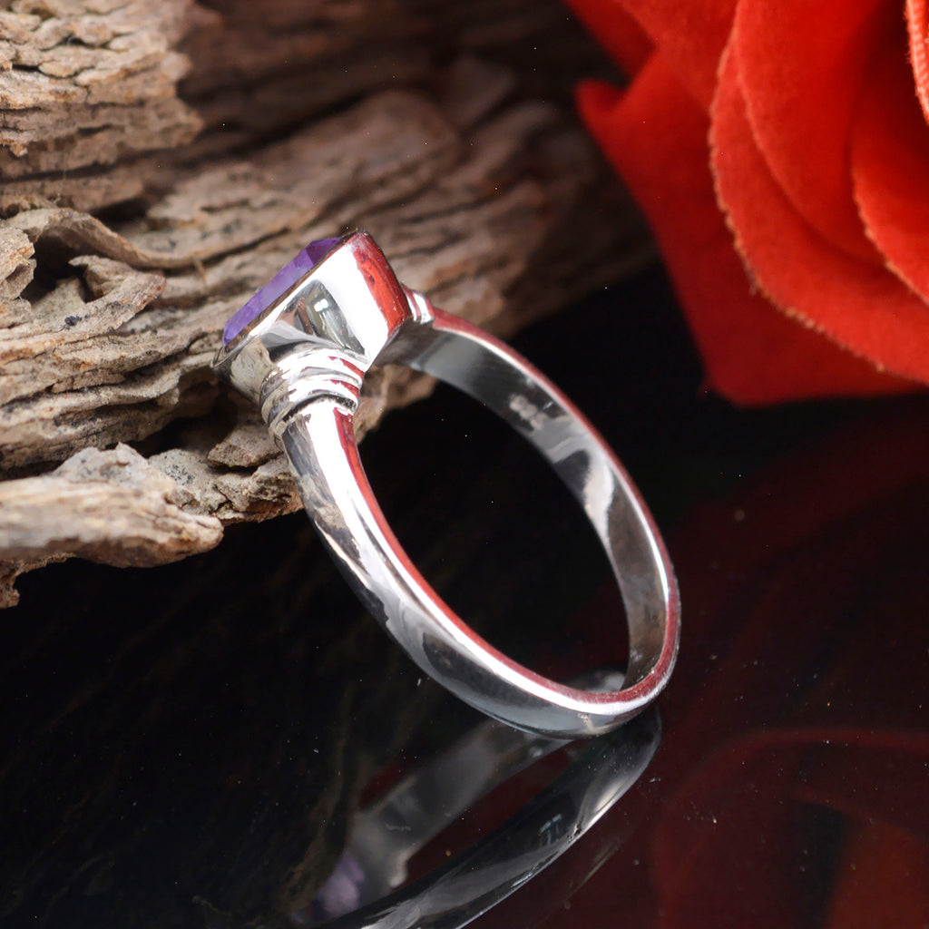 Amethyst Solitaire American Sterling Silver 925 Purple Gemstones Whisper thin Trendy Ring Jewelry