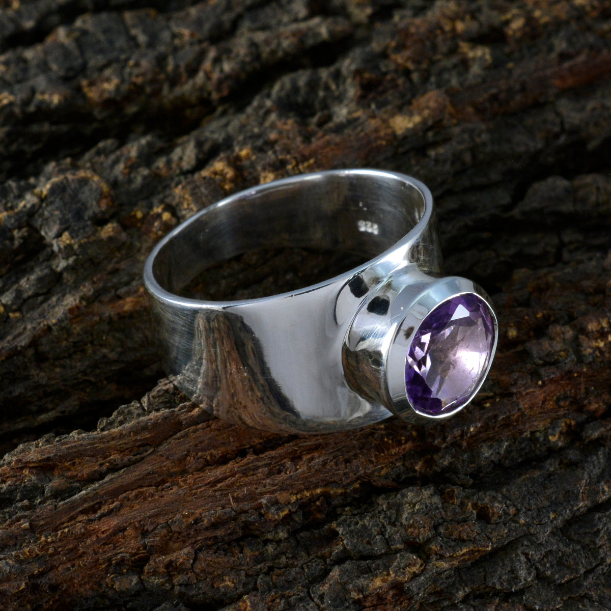 Amethyst Solitaire Indian 92.5 Silver Purple Gemstone Essential  Contemporary Ring Jewellery