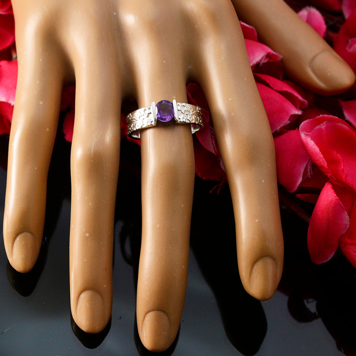 Amethyst Solitaire Indian 92.5 Silver Purple Gemstones Tiny Sophisticated Ring Jewellery