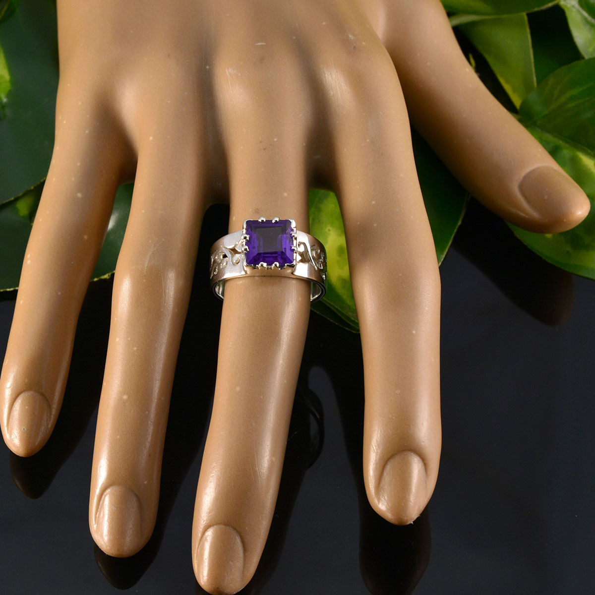 Amethyst Solitaire Russian 925 Sterling Silver Purple Gemstones Classic Graceful Ring Jewellery