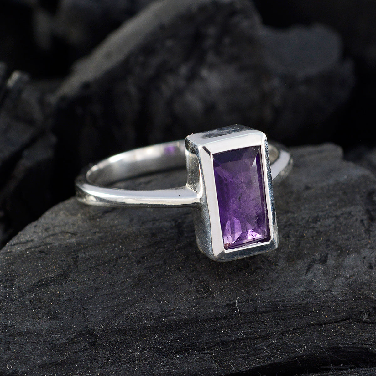 Amethyst Solitaire Indian 92.5 Silver Purple Gemstones Featherlight Boho Ring Jewelry