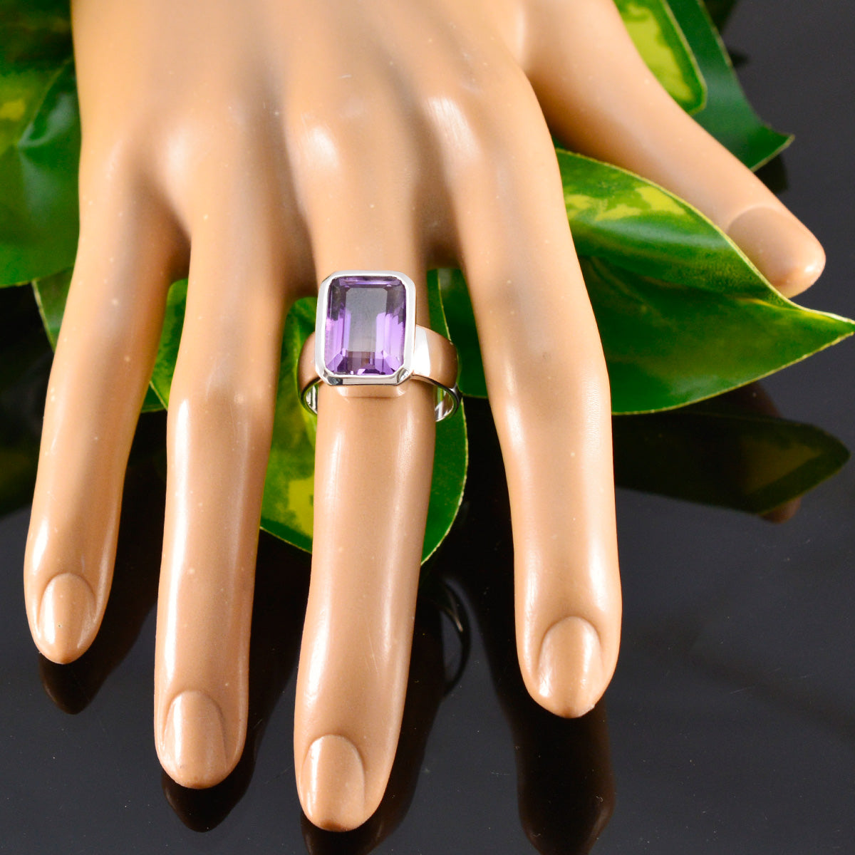 Amethyst Solitaire Italian Silver Purple Gems Edgy Contemporary Ring Jewelry