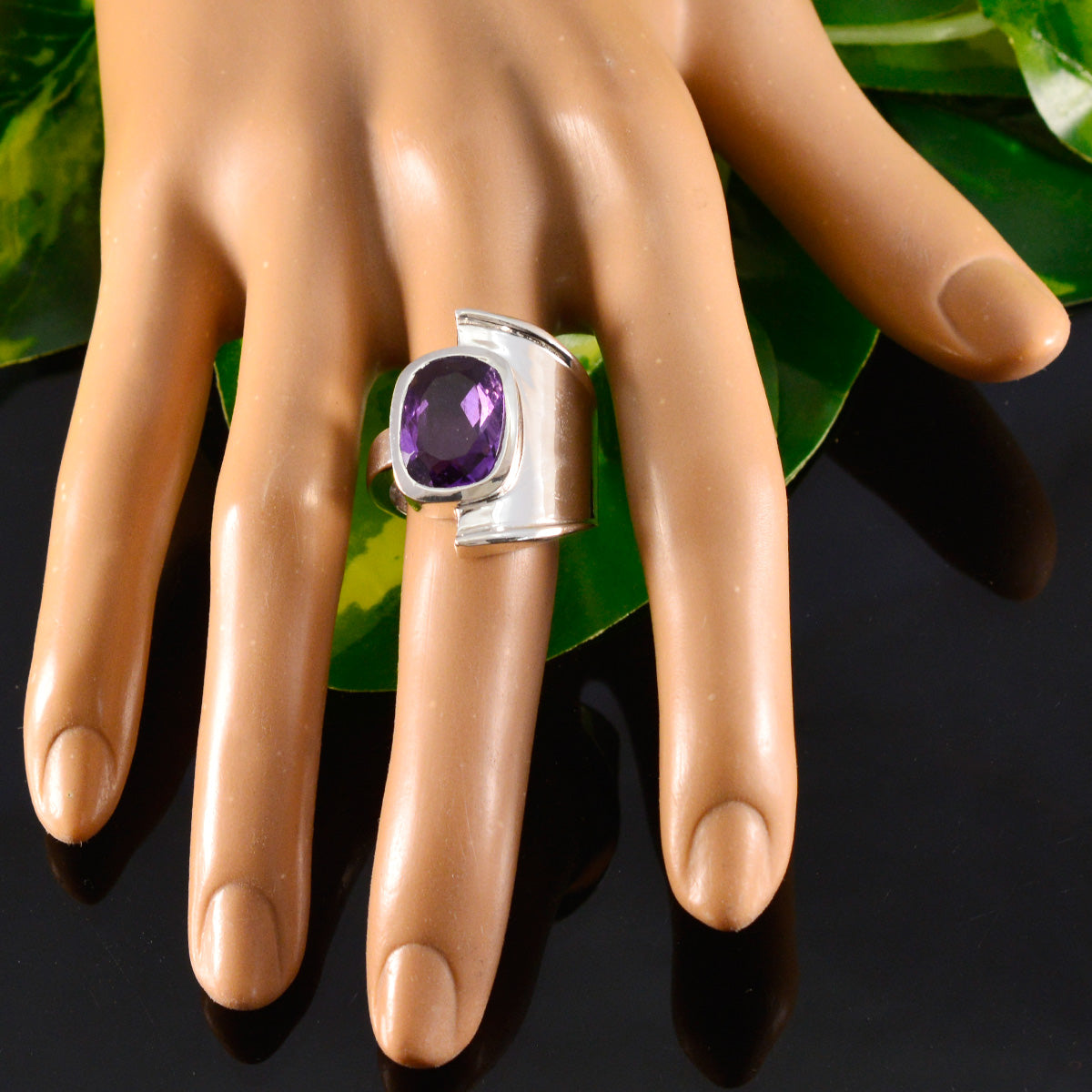 Amethyst Solitaire African Silver Purple Gemstones Essential  Contemporary Ring Jewelry