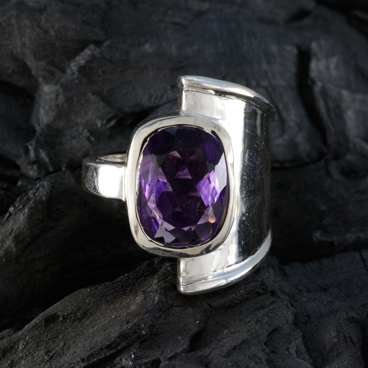 Amethyst Solitaire African Silver Purple Gemstones Essential  Contemporary Ring Jewelry