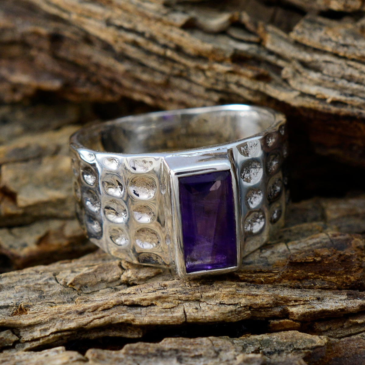 Amethyst Solitaire Russian Sterling Silver Purple Gems Mid weight Signet Ring Jewellery