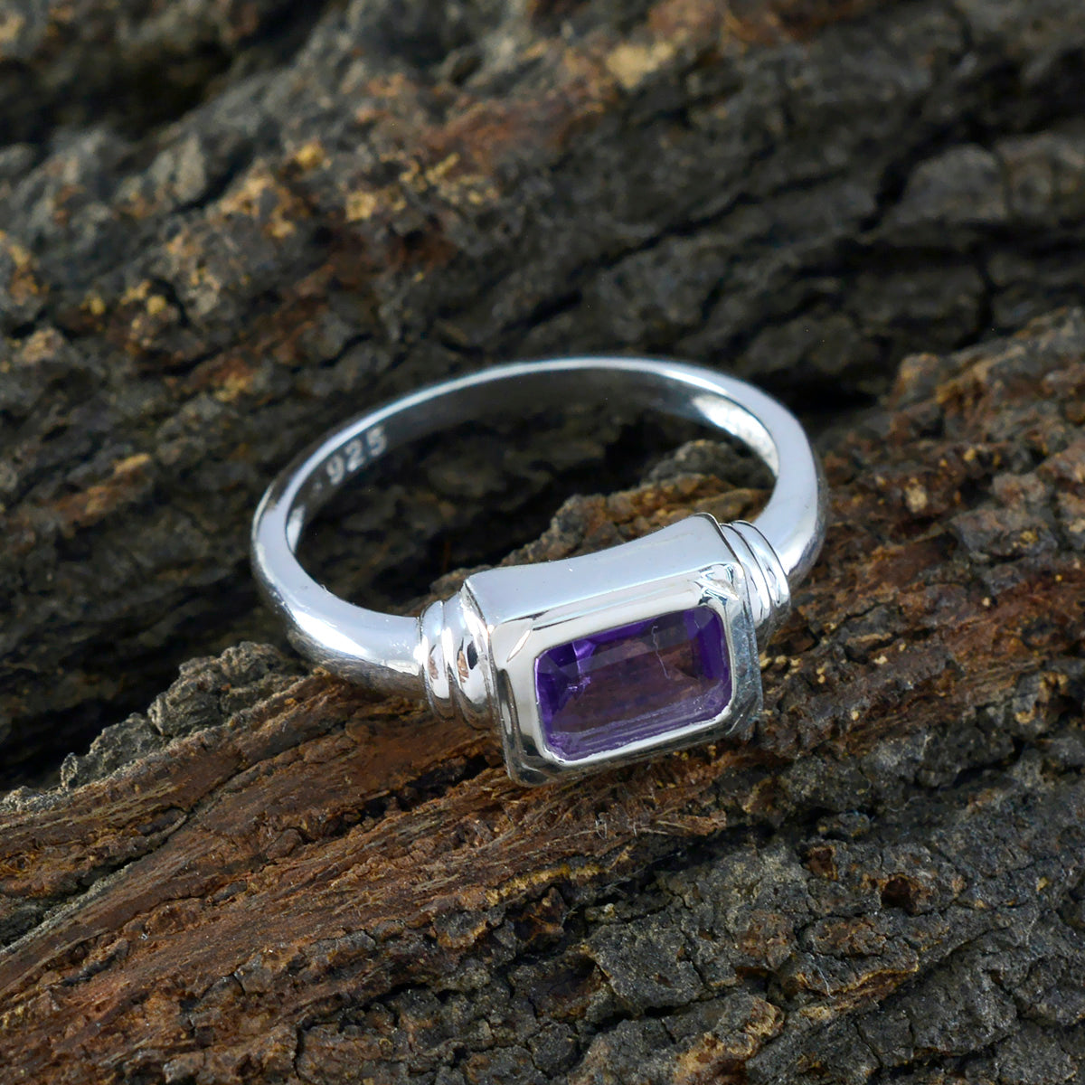 Amethyst Solitaire Japanese Sterling Silver Purple Gemstones Whisper thin Glamorous Ring Jewelry