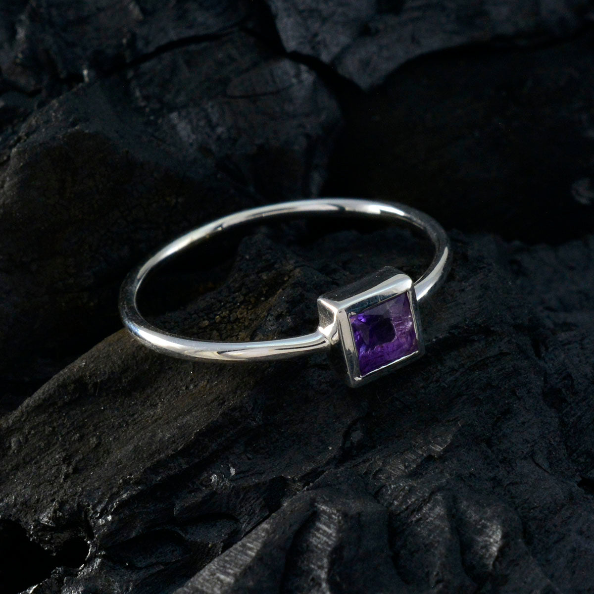 Amethyst Solitaire American 925 Sterling Silver Purple Gemstones Elegant  Fairytale Ring Jewelry
