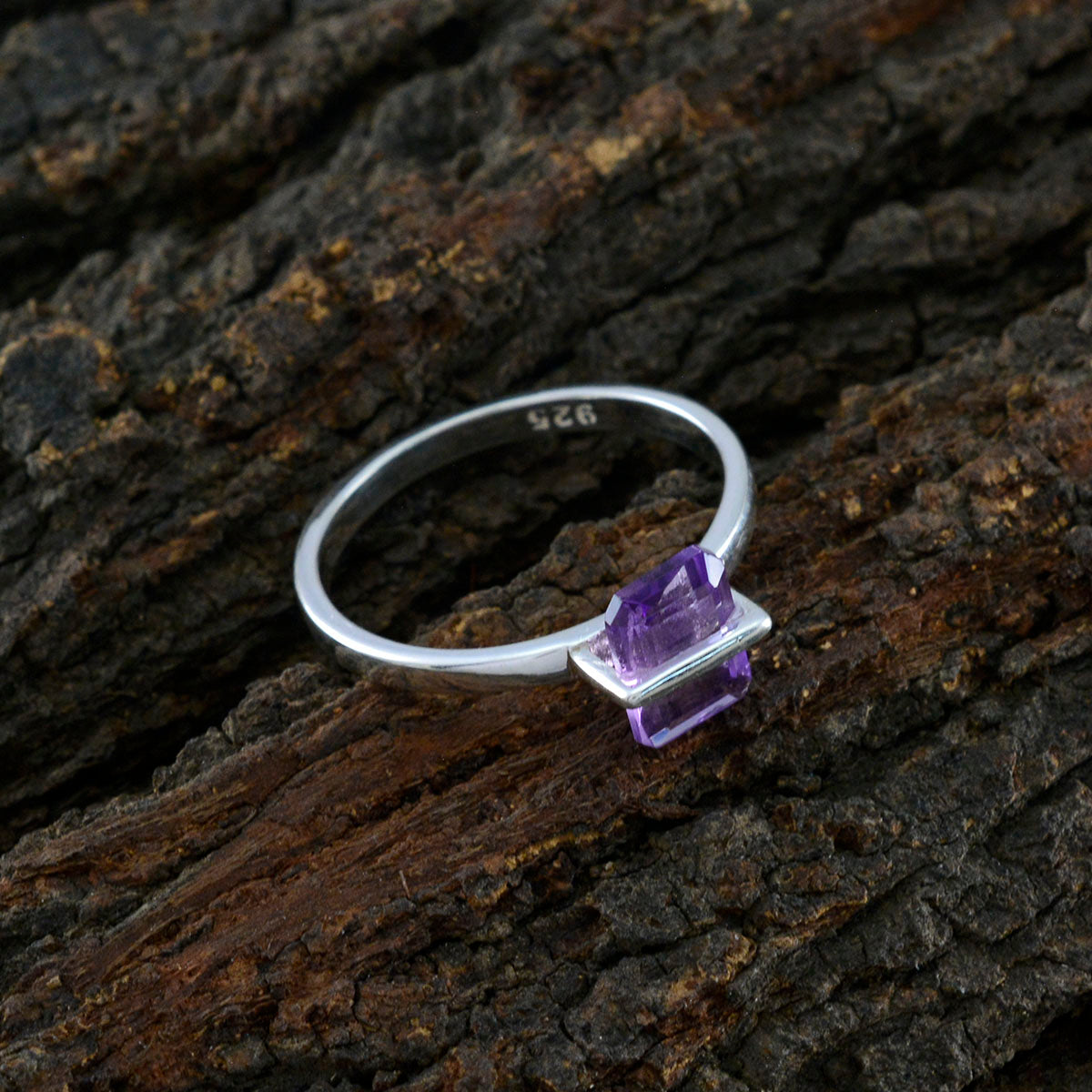 Amethyst Solitaire American Sterling Silver Purple Gemstones Dainty Graceful Ring Jewelry
