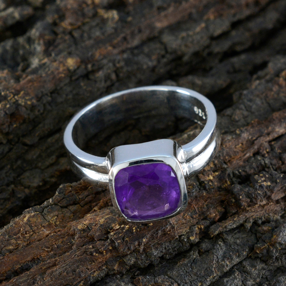 Amethyst Solitaire Moroccan 92.5 Silver Purple Gemstones Tiny Glamorous Ring Jewellery