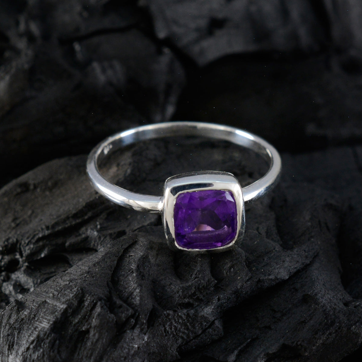 Amethyst Solitaire Turkish 92.5 Silver Purple Gemstone Dainty Feminine Ring Jewelry
