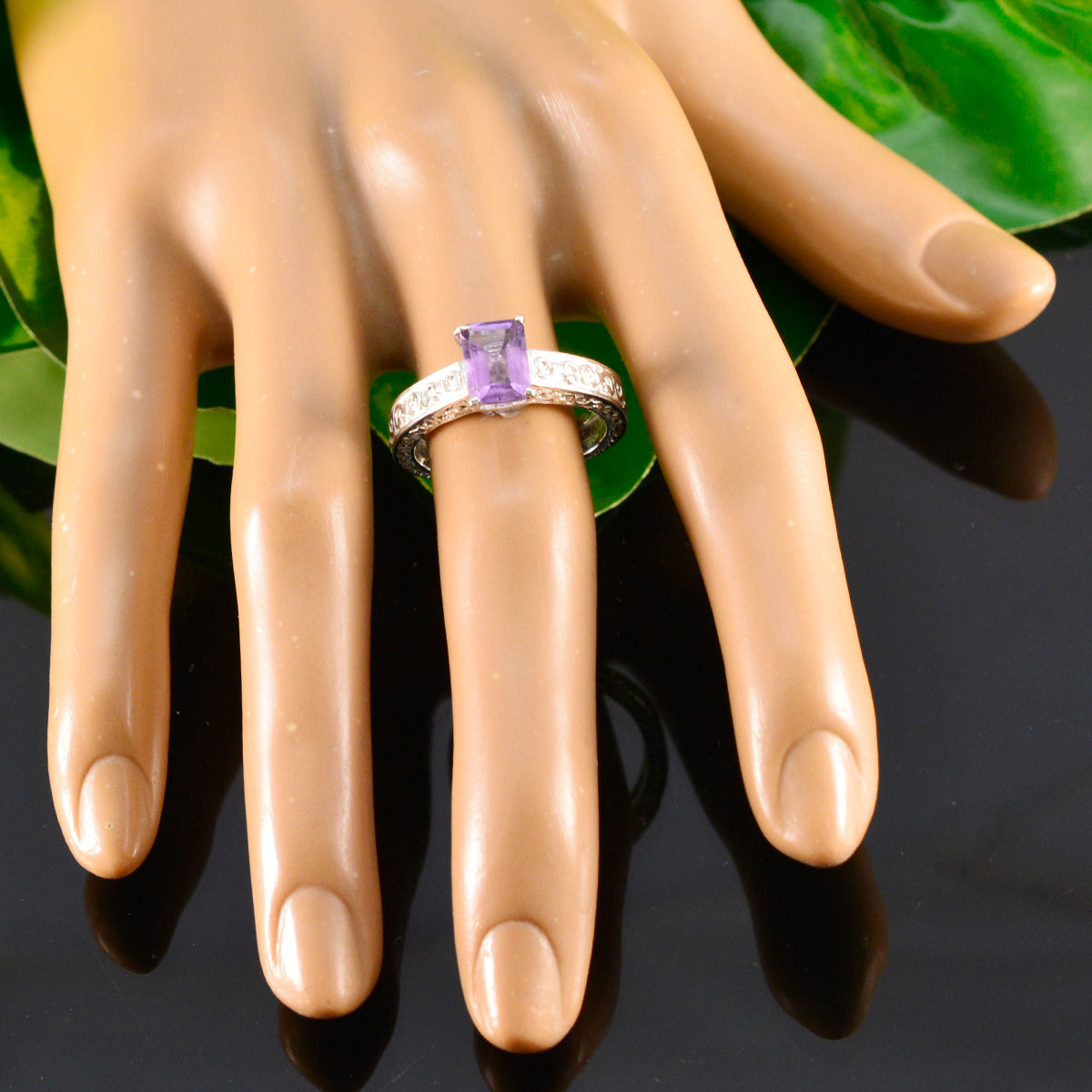 Amethyst Solitaire African 925 Silver Purple Gemstones Eye catching Abstract Ring Jewellery