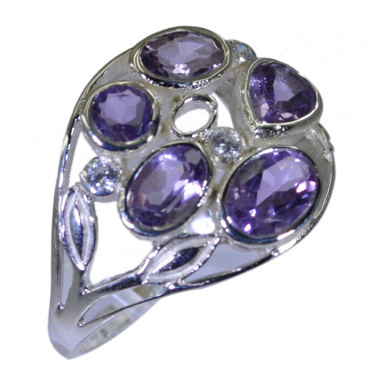 Anillo romántico fino de amatista penta, plata rusa 92,5, con gema morada. Imagen secundaria del producto