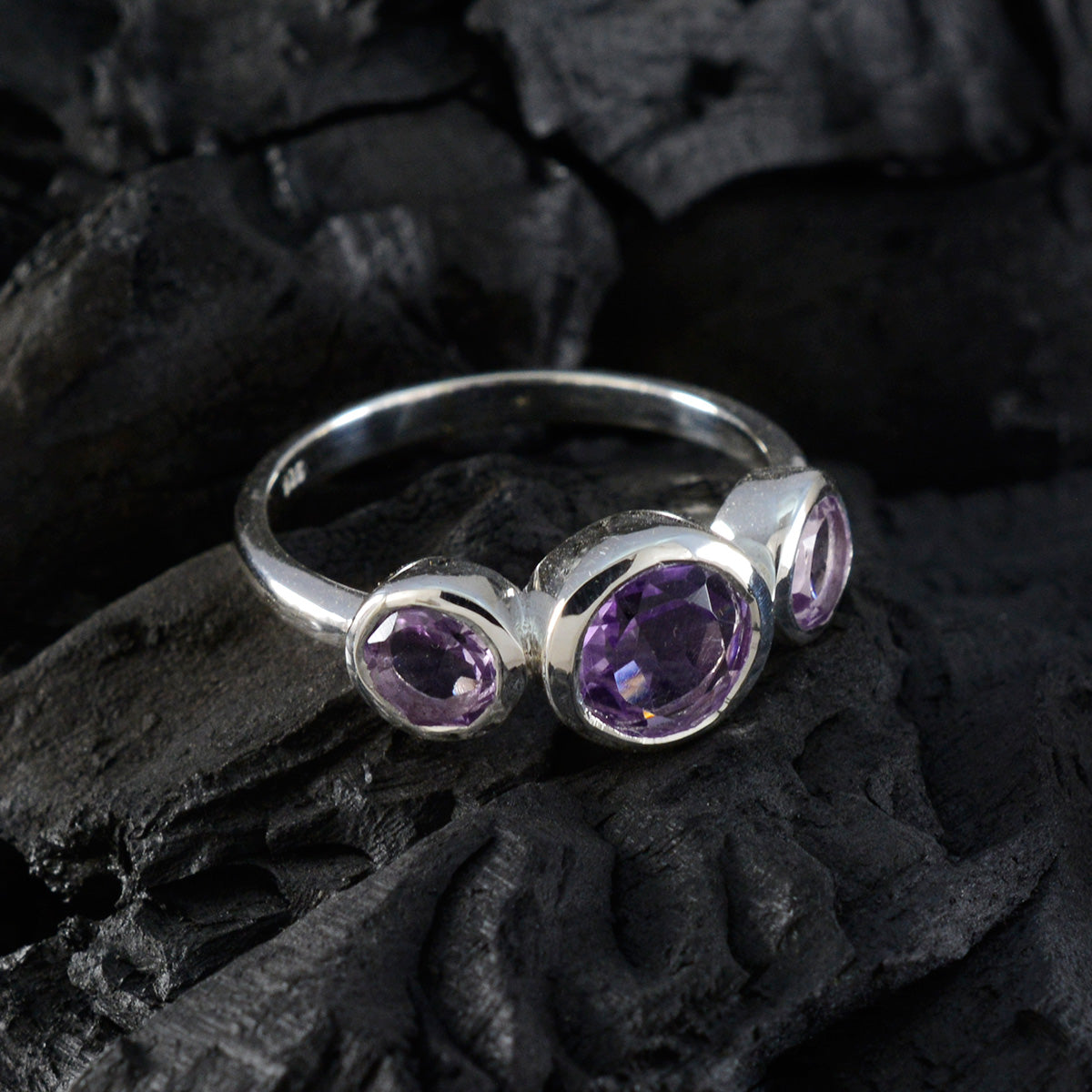 Amethyst Trilogy Japanese 92.5 Silver Purple Gemstones Whisper thin Glamorous Ring Jewellery