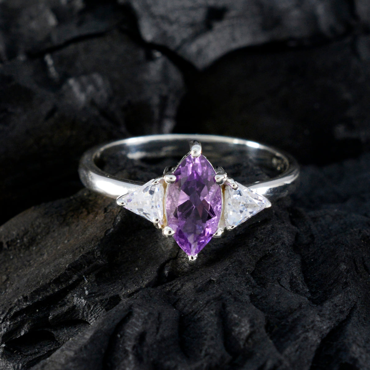 Amethyst Trilogy Japanese 925 Sterling Silver Purple Gems Dainty Contemporary Ring Jewelry