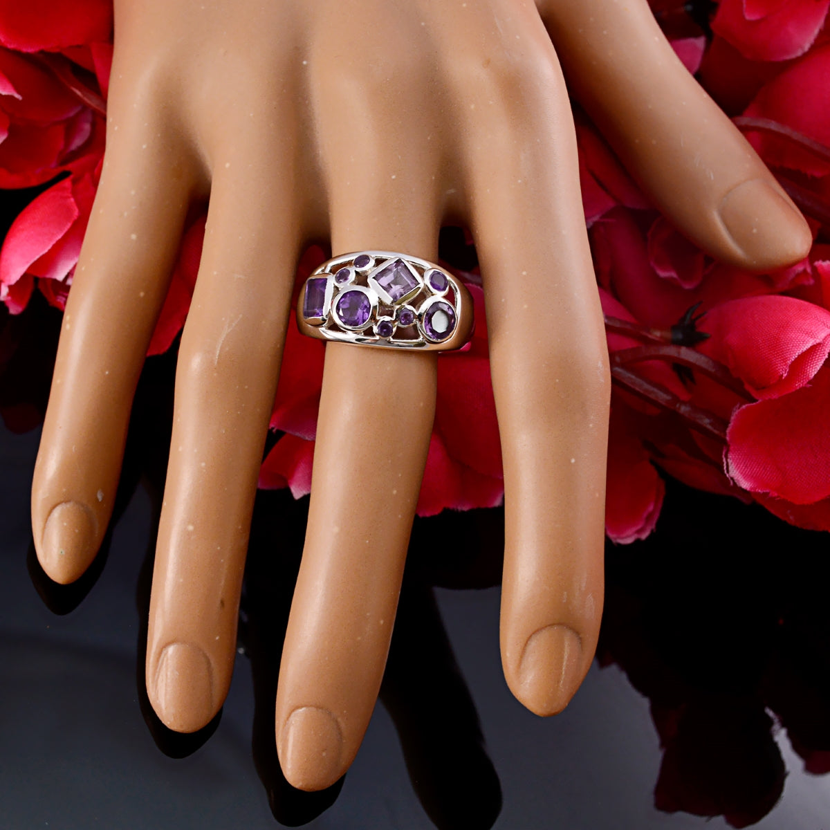 Amethyst quarter African 925 Sterling Silver Purple Gemstone Eye catching Contemporary Ring Jewellery