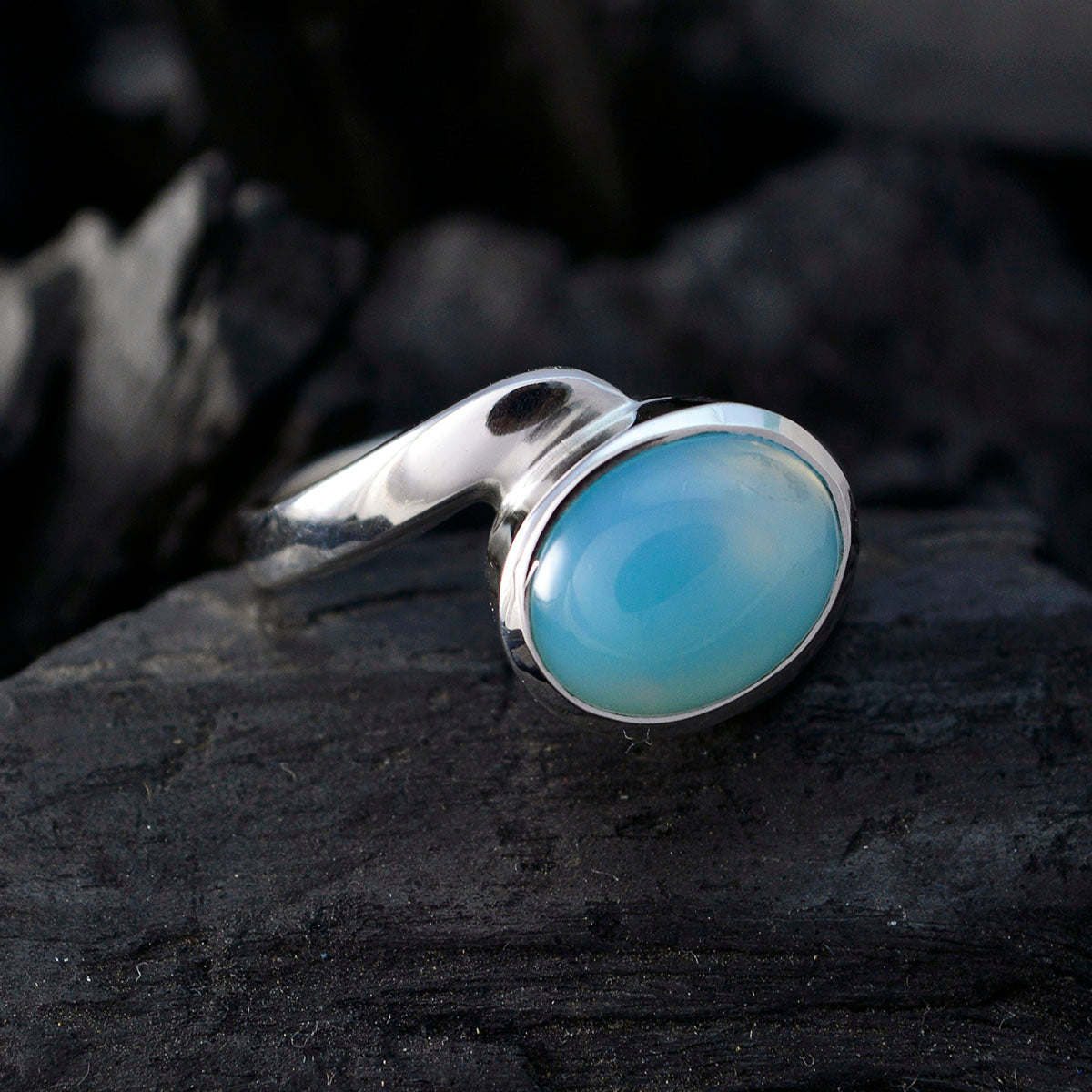 Blue Chalcedony Solitaire African 925 Sterling Silver Blue Gemstones Minimal Contemporary Ring Jewellery