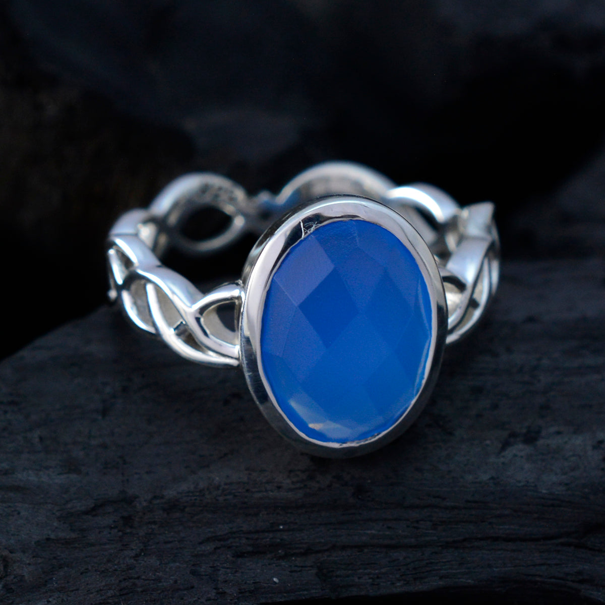 Blue Chalcedony Solitaire Indian 925 Silver Blue Gemstone Minimal Contemporary Ring Jewellery
