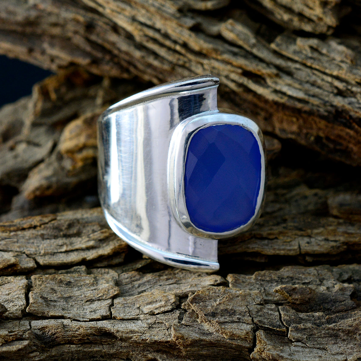 Blue Chalcedony Solitaire Russian Sterling Silver Blue Gemstones Versatile Armor Ring Jewellery