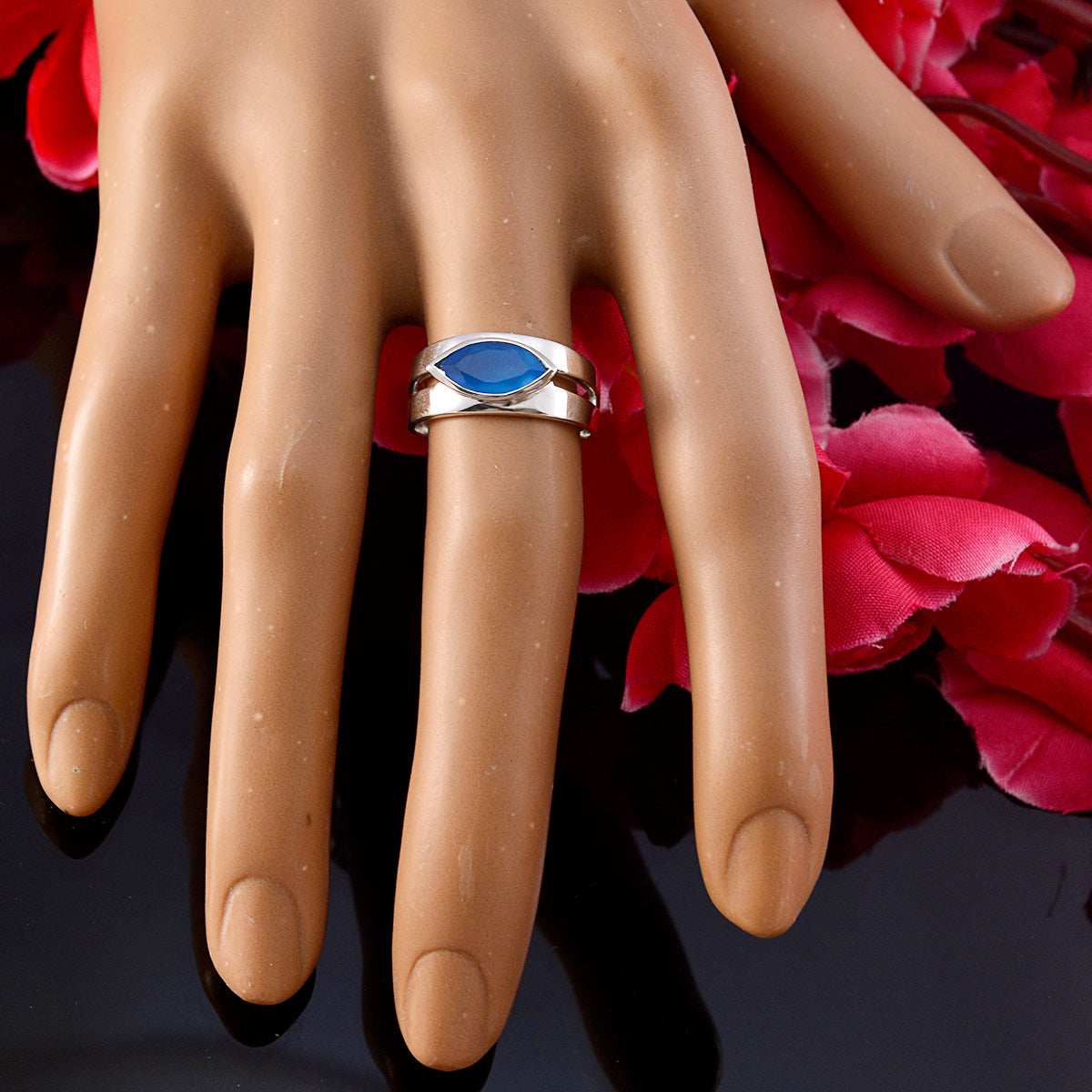 Blue Chalcedony Solitaire German 925 Silver Blue Gems Slim Trendy Ring Jewellery