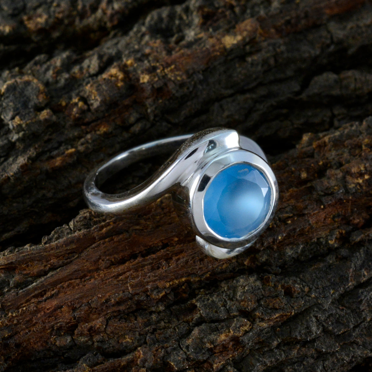 Blue Chalcedony Solitaire Egyptian Silver Blue Gems Eye catching Contemporary Ring Jewelry