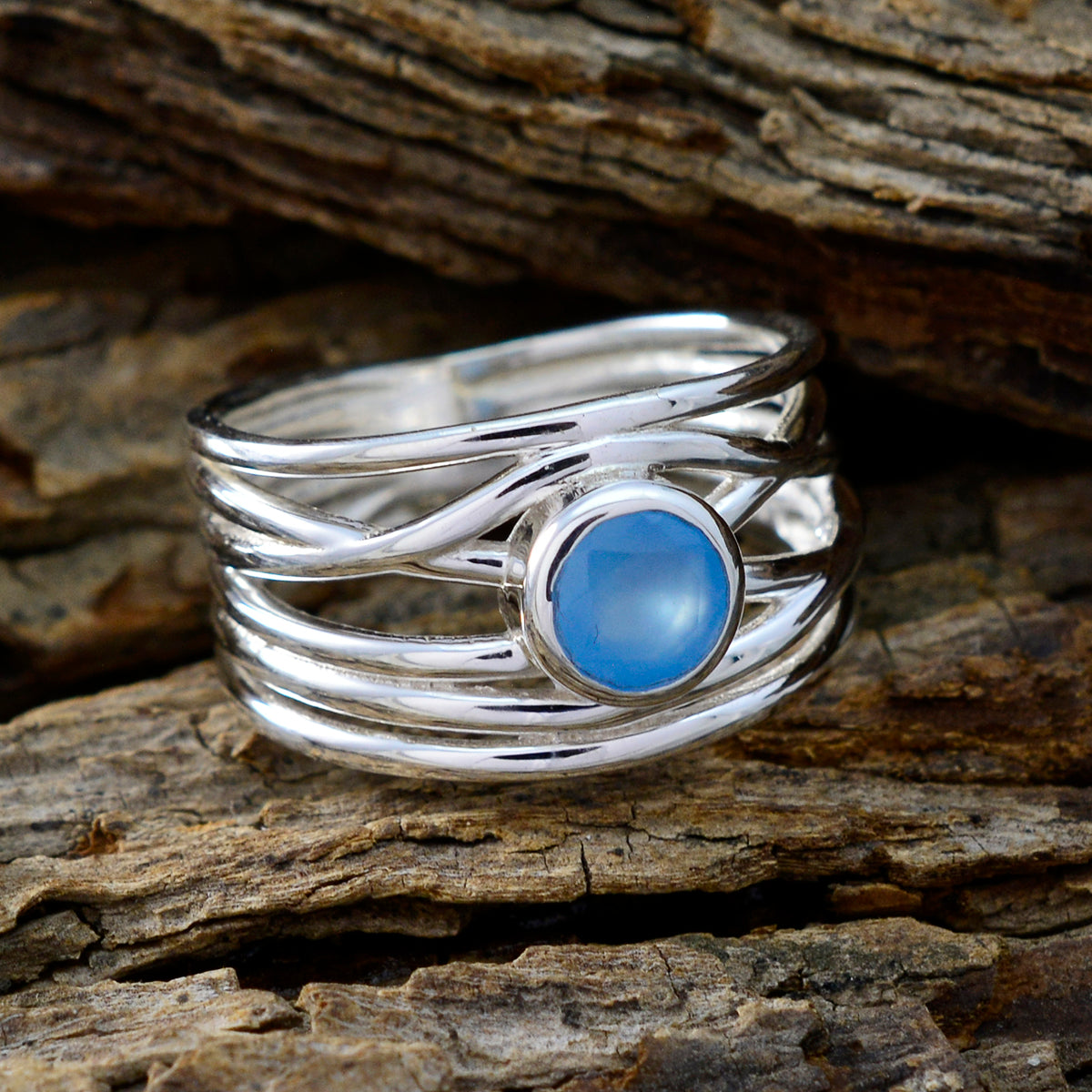 Blue Chalcedony Solitaire Spanish Silver Blue Gemstone Eye catching Rope Wire Band Jewellery