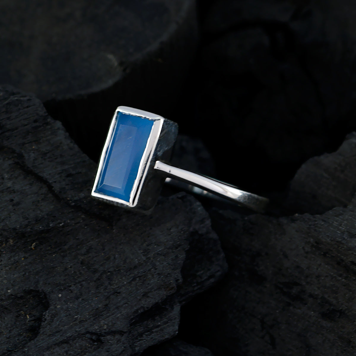 Blue Chalcedony Solitaire African 925 Sterling Silver Blue Gems Featherlight Artisan Ring Jewellery