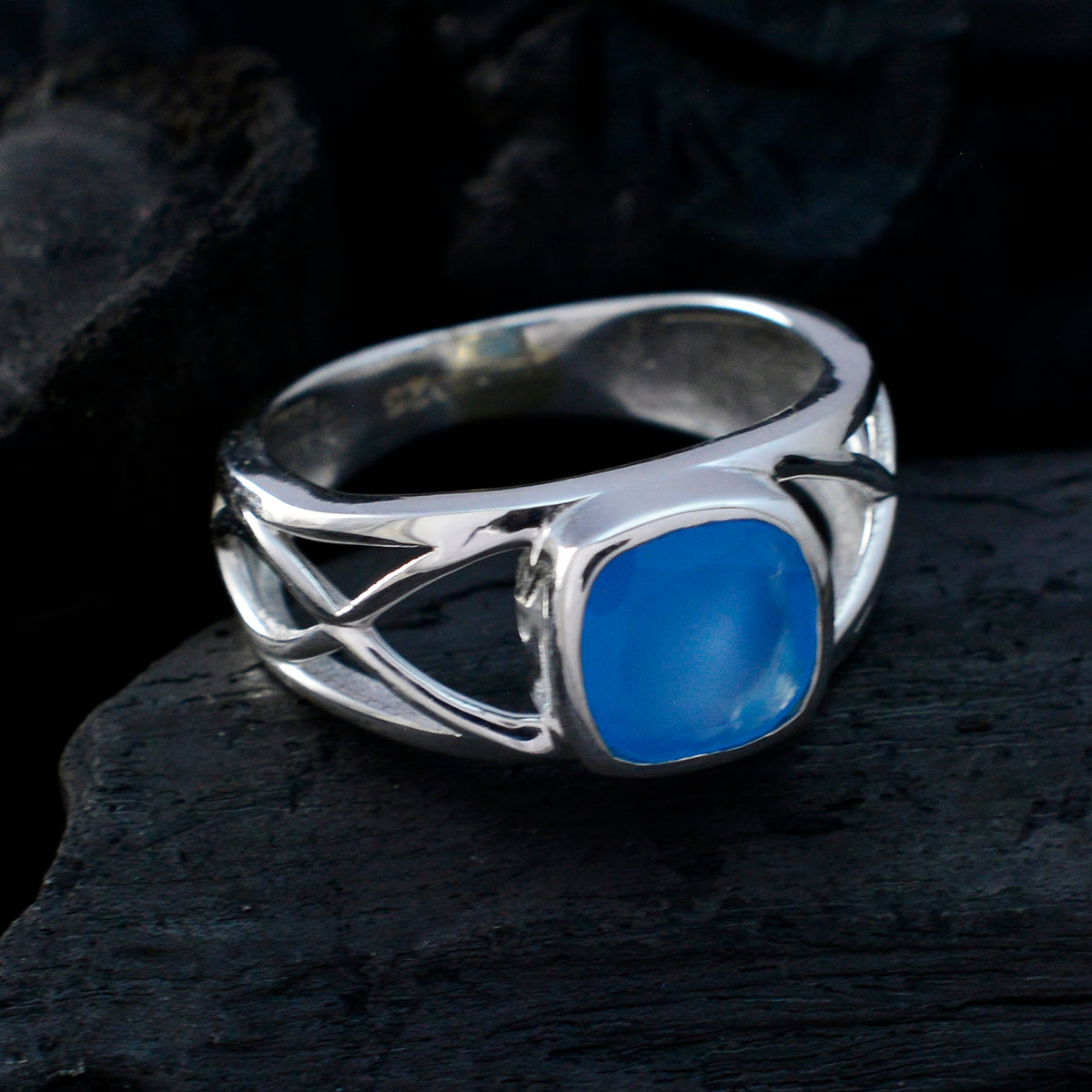 Blue Chalcedony Solitaire African 925 Silver Blue Gems Tiny Abstract Ring Jewellery