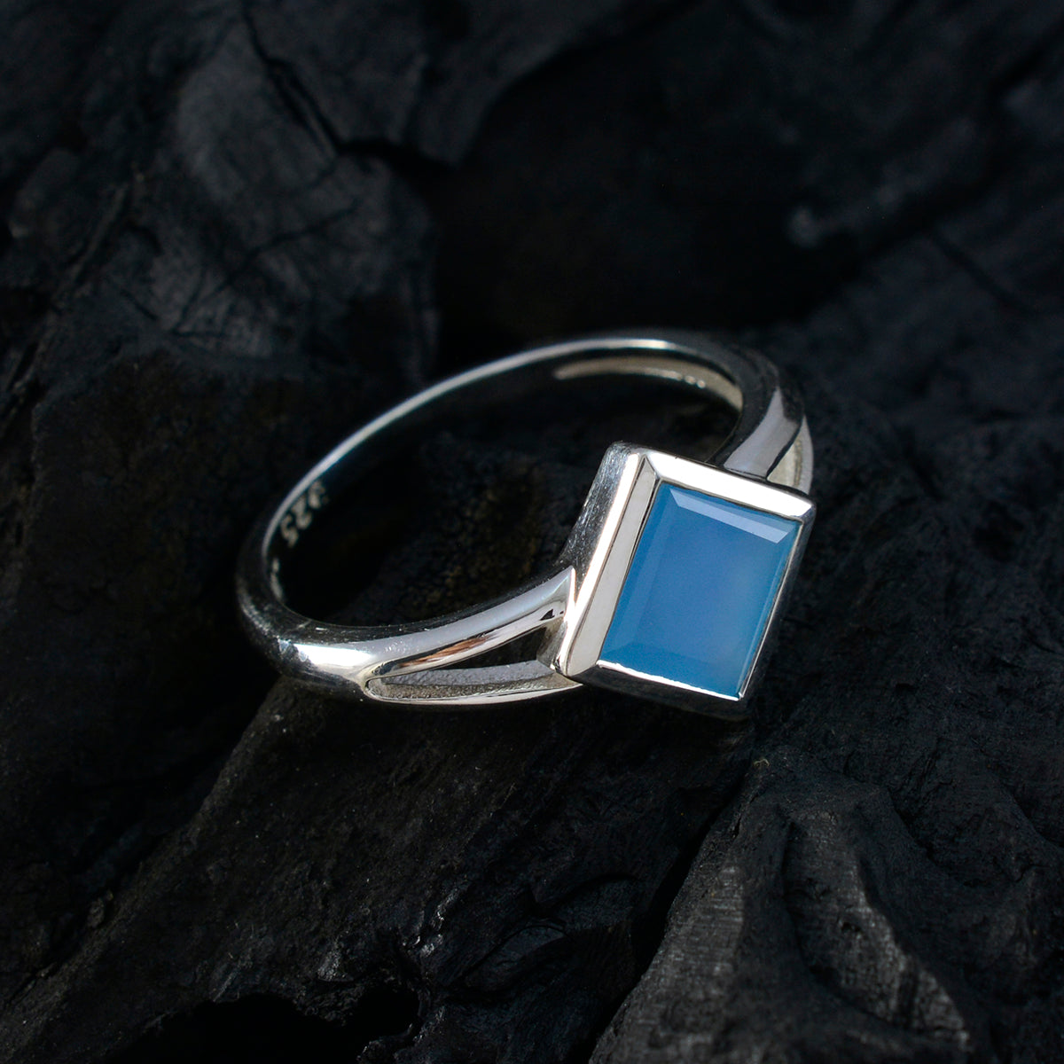 Blue Chalcedony Solitaire Japanese 925 Sterling Silver Blue Gemstones Dainty Feminine Ring Jewellery