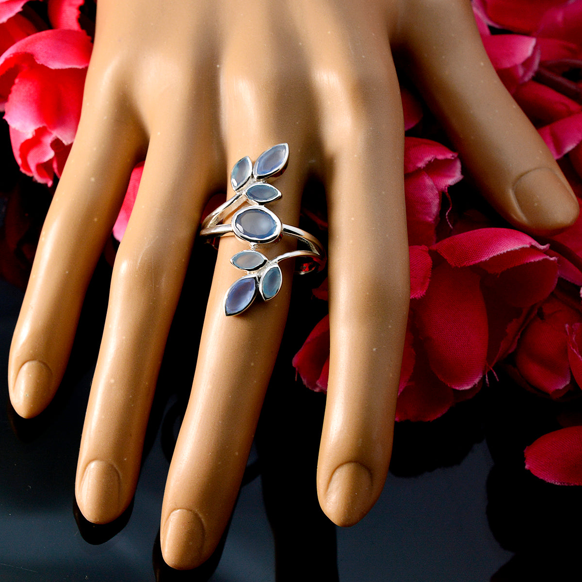 Blue Chalcedony Hepta African 925 Silver Blue Gemstones Classic Leafy Ring Jewelry