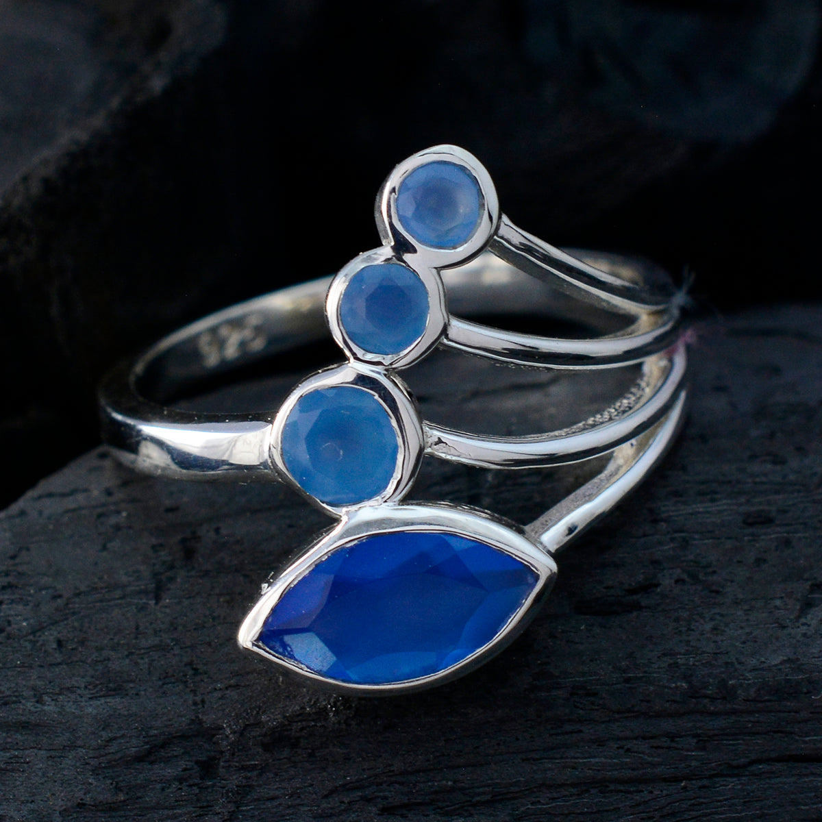 Blue Chalcedony quarter African Silver Blue Gemstones Slim Romantic Ring Jewellery