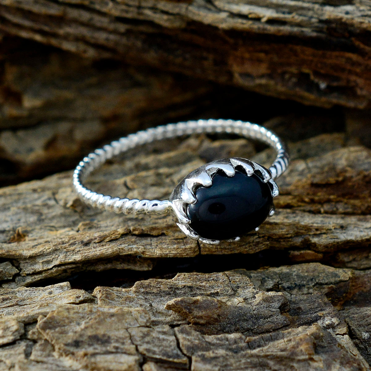 Black Onyx Solitaire American 925 Silver Black Gemstones Elegant  Twist Ring Jewelry