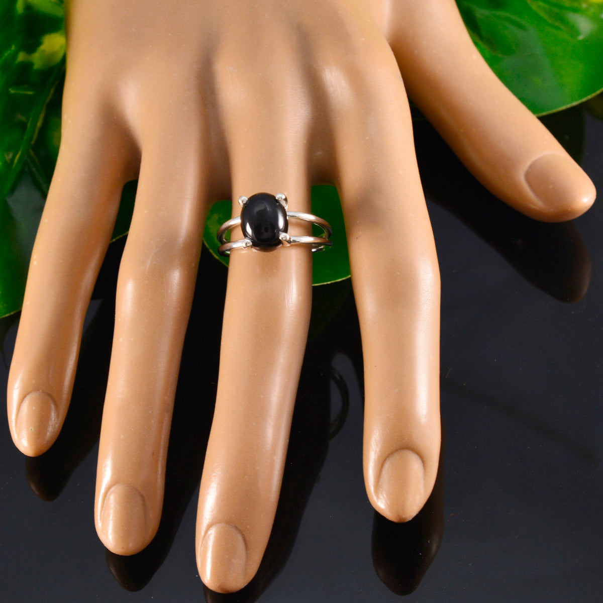 Black Onyx Solitaire American 925 Silver Black Gemstone Whisper thin Abstract Ring Jewelry