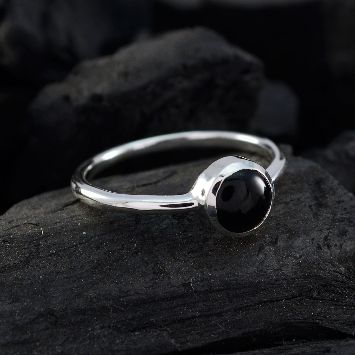 Black Onyx Solitaire Japanese 925 Silver Black Gemstone Dainty Feminine Ring Jewelry