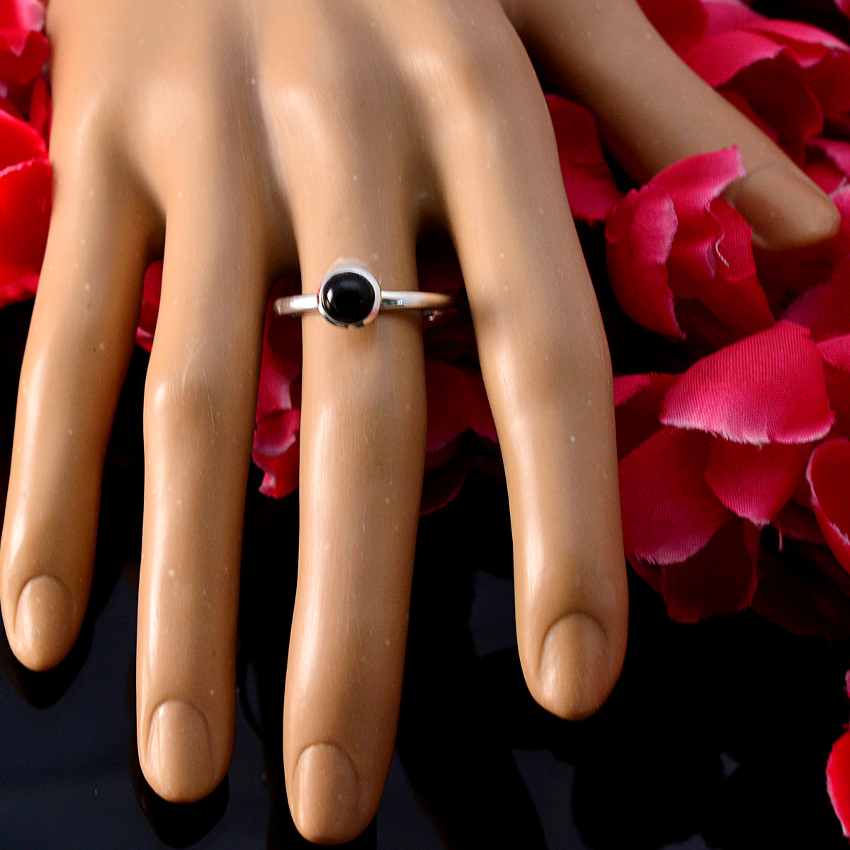 Black Onyx Solitaire Japanese Sterling Silver Black Gemstones Delicate Luxurious Ring Jewelry