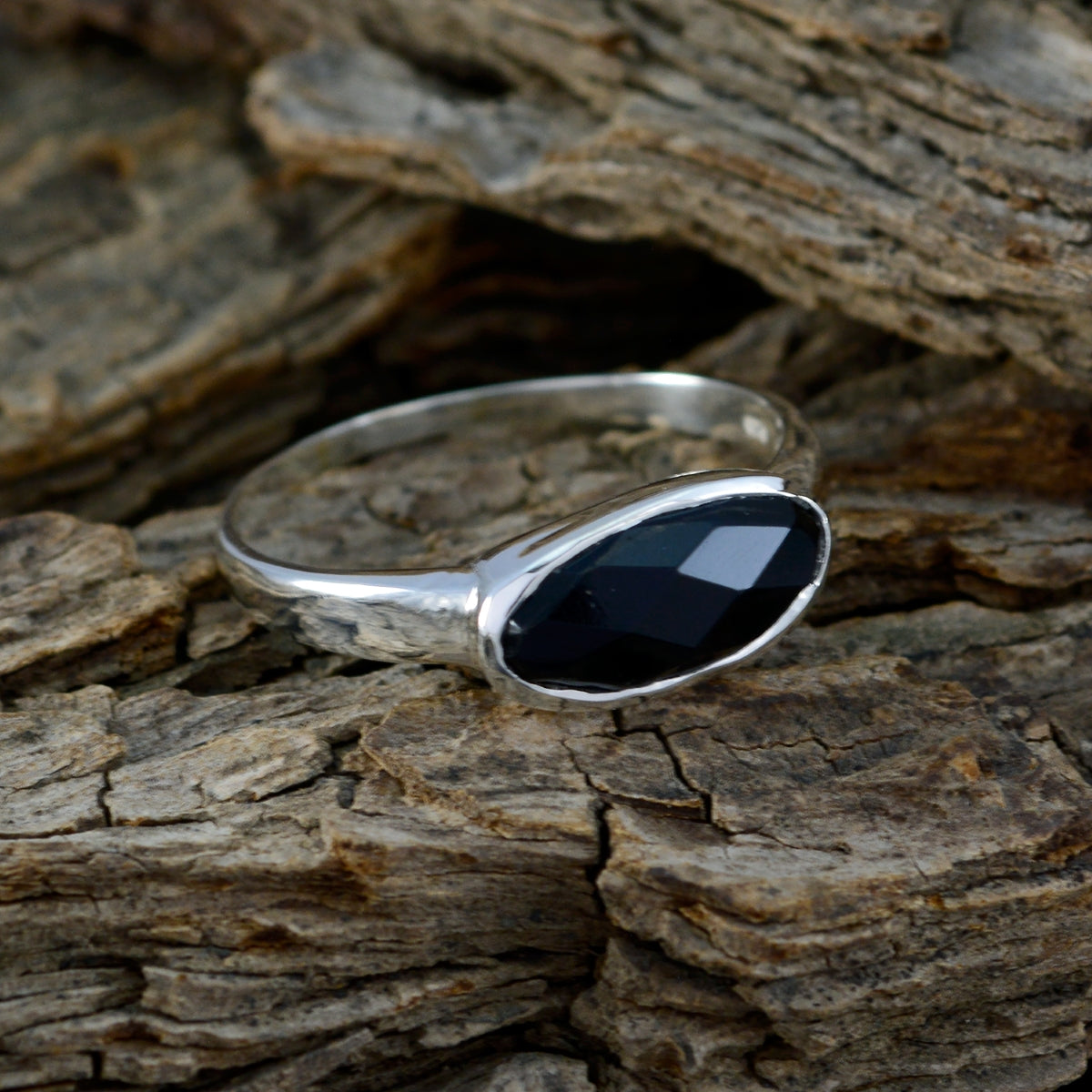 Black Onyx Solitaire American 92.5 Silver Black Gems Dainty Trendy Ring Jewellery