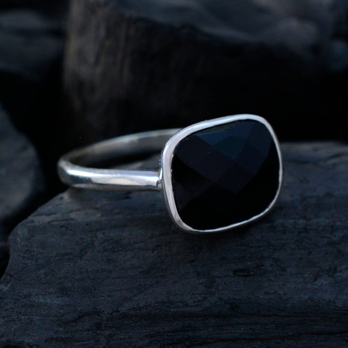 Black Onyx Solitaire Indian Silver Black Gemstone Tiny Artisan Ring Jewellery