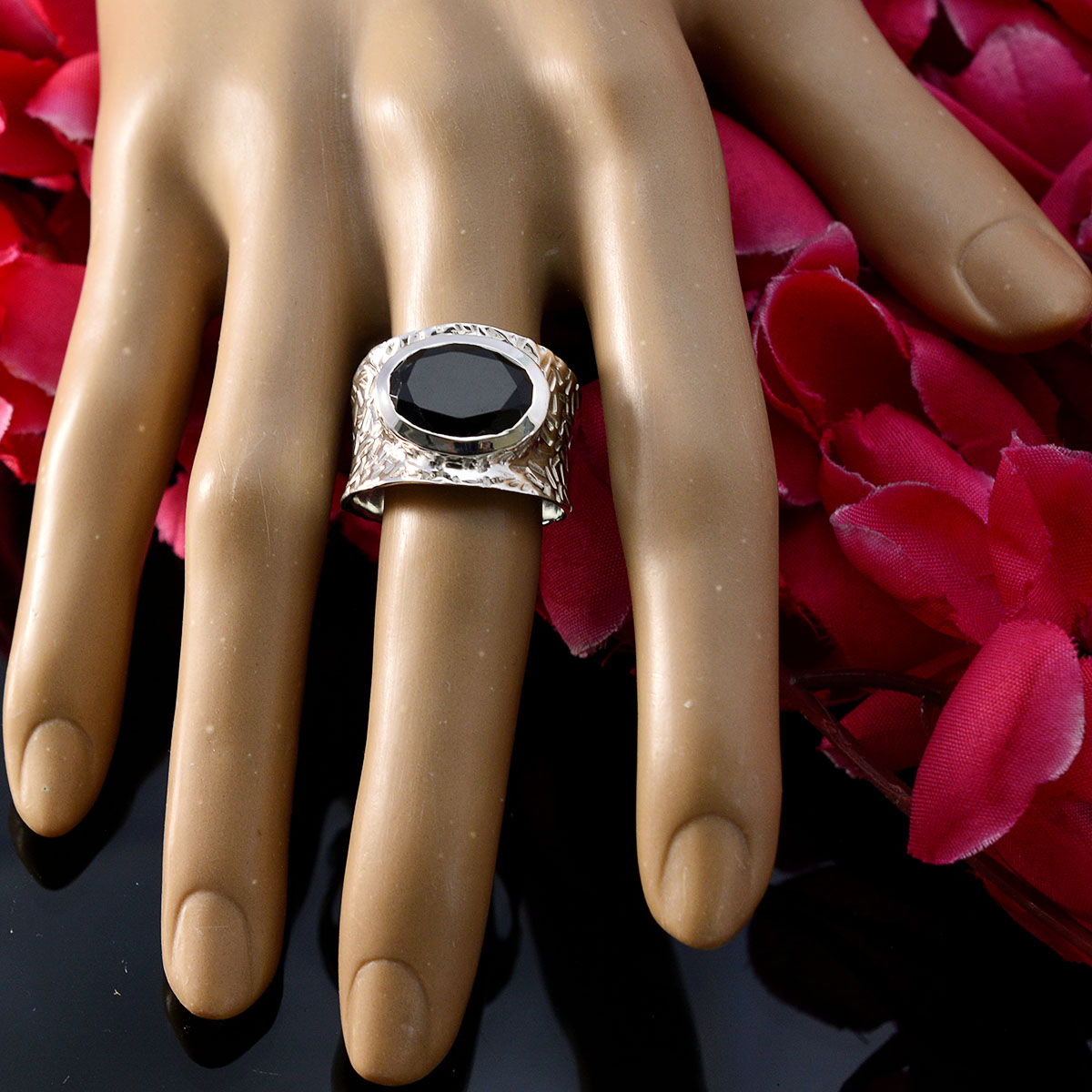 Black Onyx Solitaire African 925 Sterling Silver Black Gems Essential  engravings Ring Jewellery