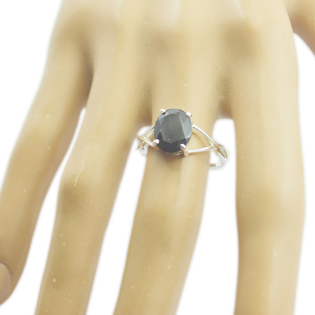 Black Onyx Solitaire Japanese 925 Silver Black Gemstone Delicate Sophisticated Ring Jewellery