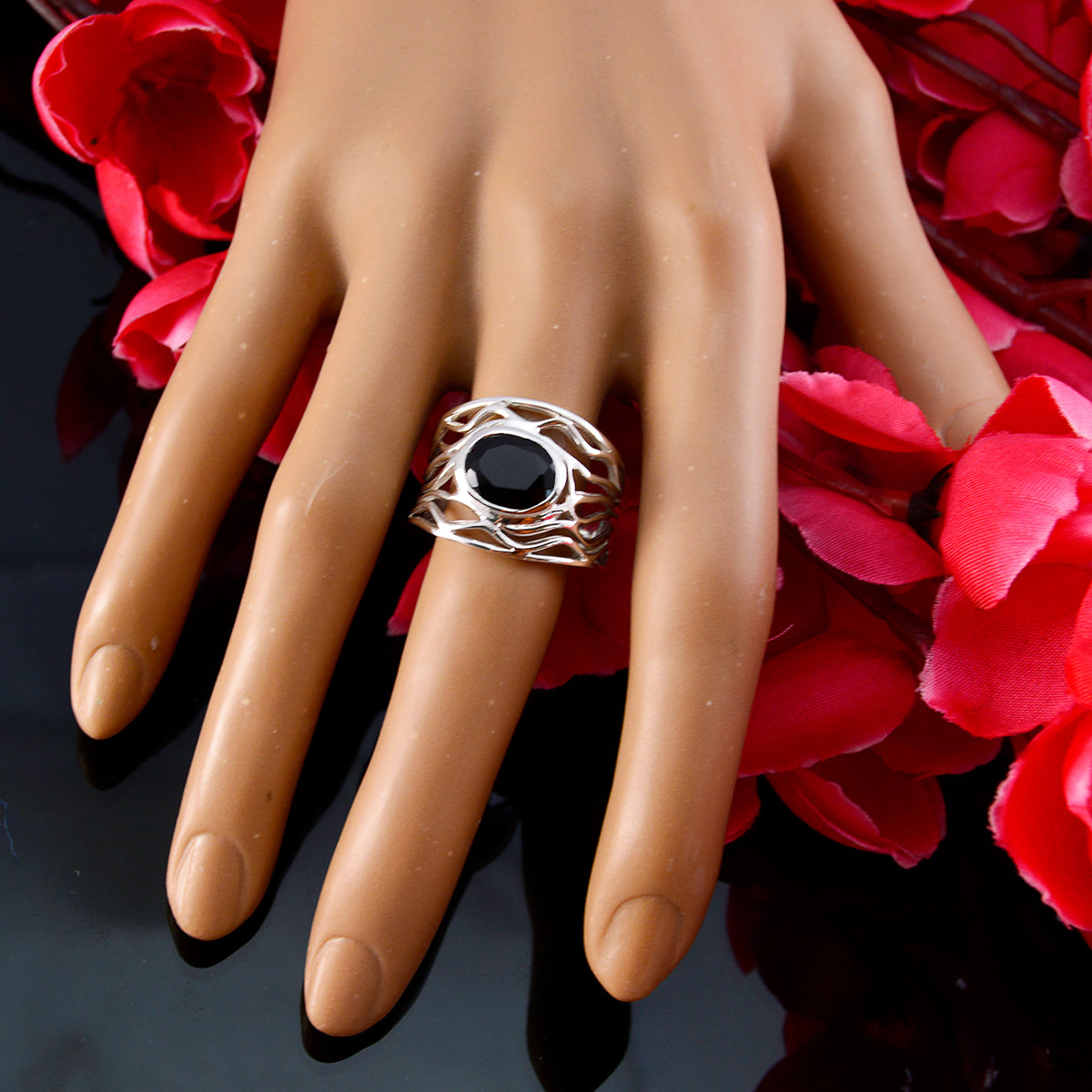 Black Onyx Solitaire Middle Eastern Sterling Silver Black Gemstones Minimal Rope Wire Ring Jewellery