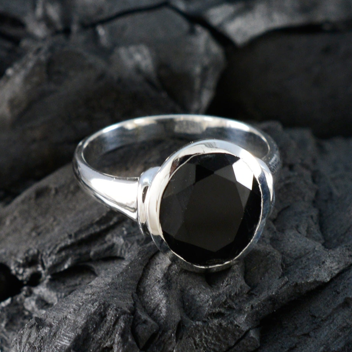 Black Onyx Solitaire Egyptian 925 Sterling Silver Black Gemstone Minimal Artisan Ring Jewelry
