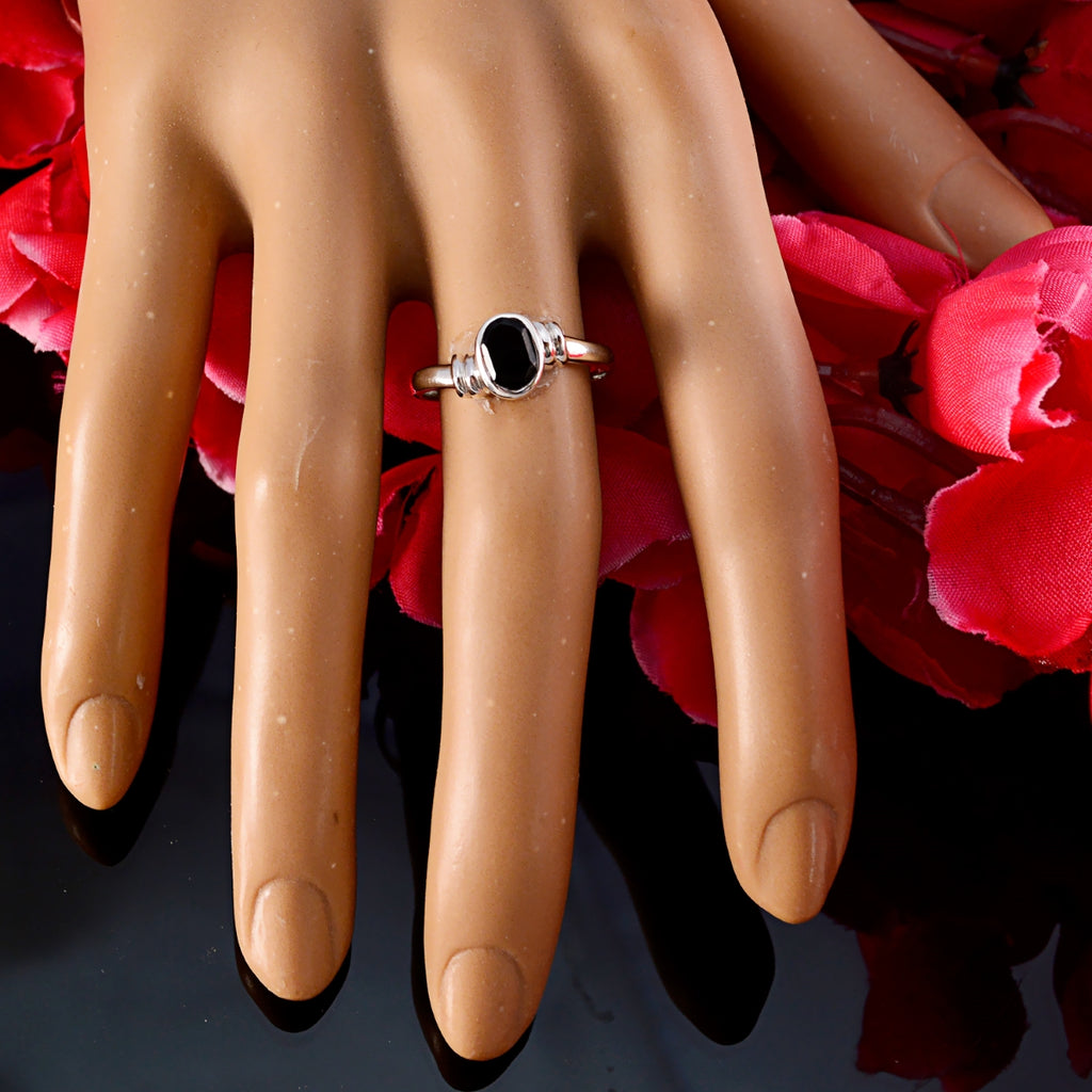 Black Onyx Solitaire Turkish 92.5 Silver Black Gemstones Delicate Graceful Ring Jewellery
